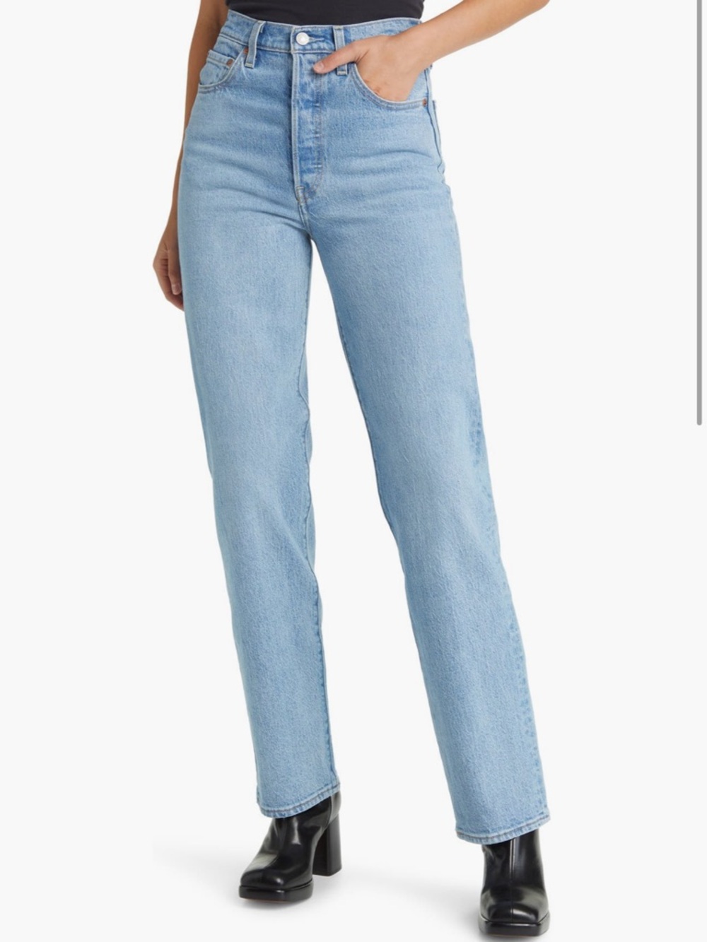 Levi’s Ribcage Straight Jean in Samba Tango Light